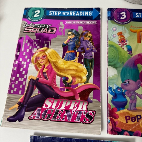 Lot of 5 Step Into Reading Step 2 & 3 Barbie, Trolls, Frozen - Picture 3 of 8